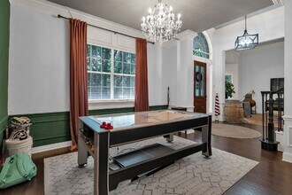 1308 Kings Brook Ct in Southlake, TX - Foto de edificio - Building Photo