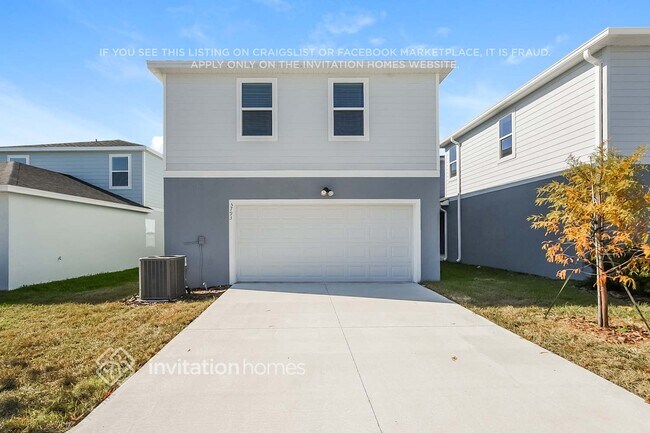 5793 Sagebrush Aly in Clermont, FL - Foto de edificio - Building Photo