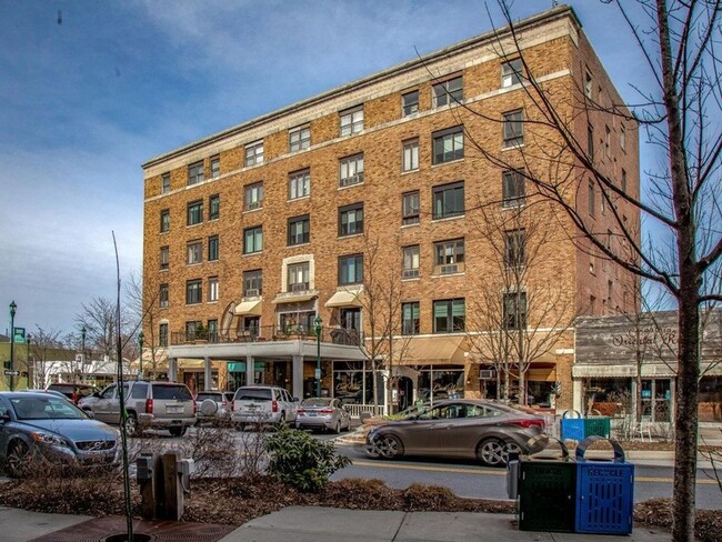 property at 538 N Main St
