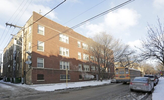 6952-6958 S Paxton Ave in Chicago, IL - Building Photo - Building Photo