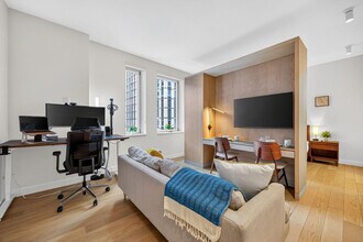 84 William St in New York, NY - Building Photo - Building Photo