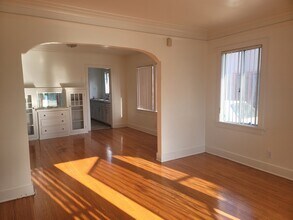 4427 4th Ave in Los Angeles, CA - Building Photo - Building Photo