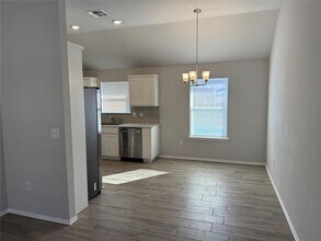 3724 Apple Villas Cir in Moore, OK - Building Photo - Building Photo