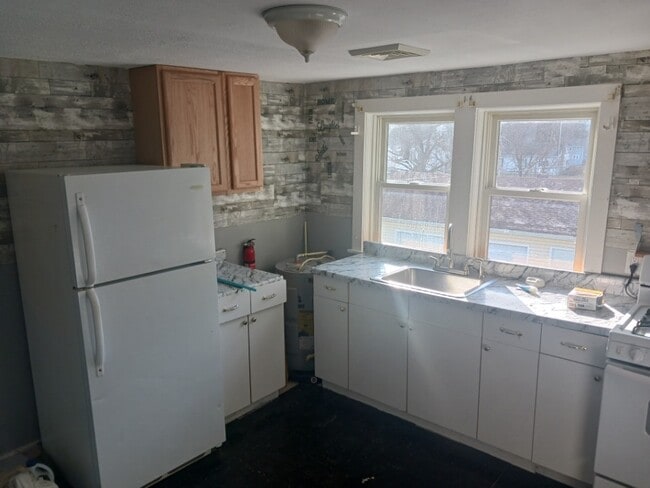 property at 440 Oak St