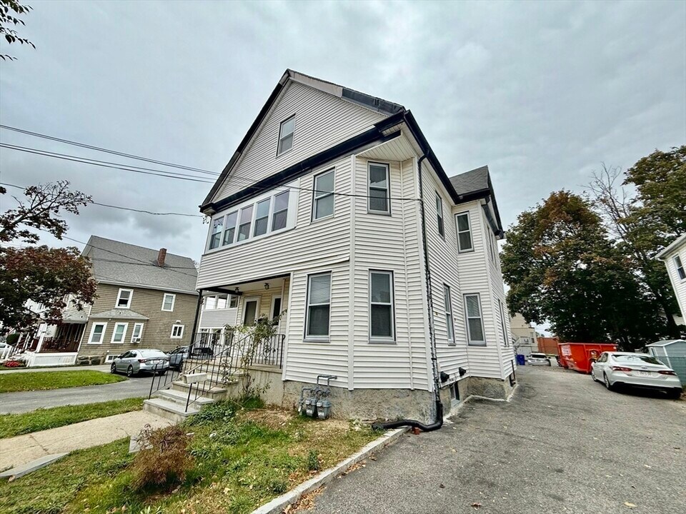 186 Arlington St in Quincy, MA - Building Photo