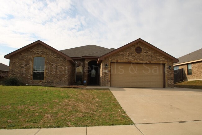 property at 1805 Lindsey Dr
