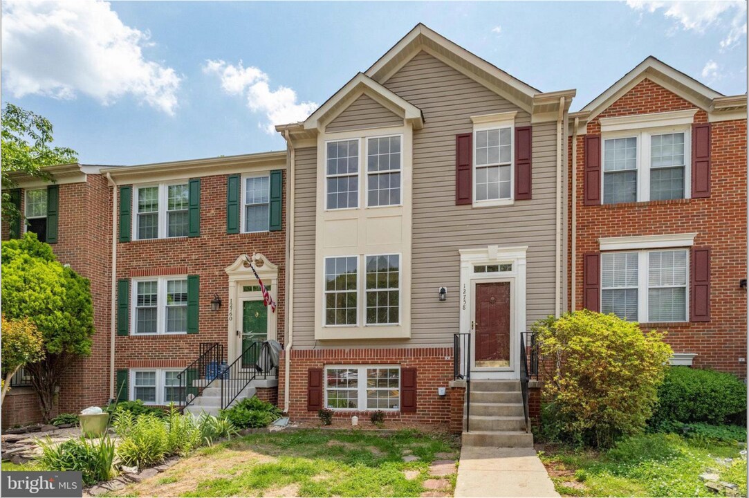 12758 Silvia Loop in Woodbridge, VA - Building Photo