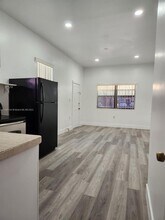 520 E 44th St-Unit -1W in Hialeah, FL - Building Photo - Building Photo