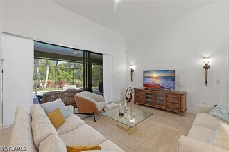 18127 Royal Hammock Blvd in Naples, FL - Building Photo - Building Photo