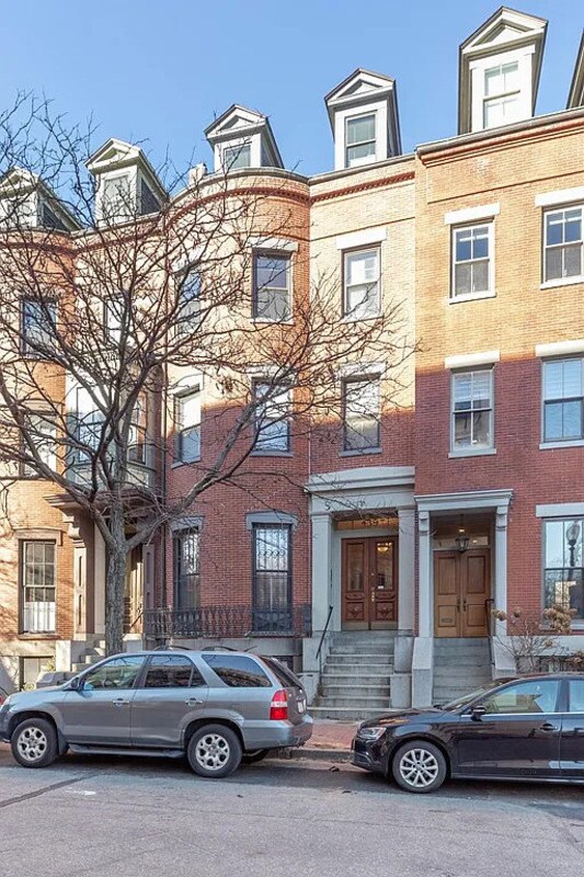 property at 439 Shawmut Ave