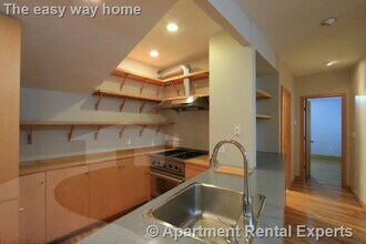 132 Columbia St, Unit #1 in Cambridge, MA - Foto de edificio - Building Photo