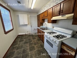 114 Pulaski Dr in Jacksonville, AR - Building Photo - Building Photo