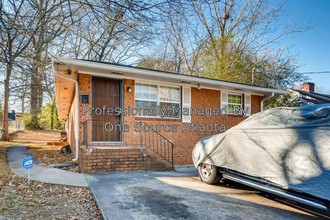 1468 Clermont Ave-Unit -A in Atlanta, GA - Foto de edificio - Building Photo