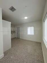 1230 NW 8th Ct in Miami, FL - Building Photo - Building Photo