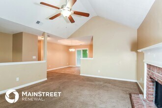 746 Peteywood Dr in Austell, GA - Building Photo - Building Photo