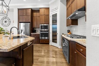 2358 Cloudline Pl in Manteca, CA - Foto de edificio - Building Photo