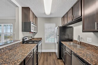 4101 E NASA Pkwy in El Lago, TX - Building Photo - Building Photo