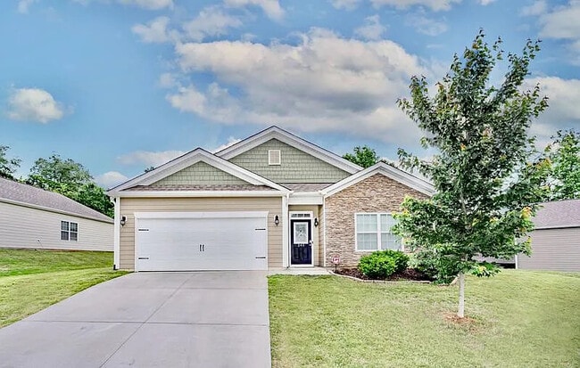 245 Hartwood Lake Ln
