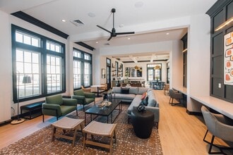 Chateaux Dijon Apartments in Baton Rouge, LA - Building Photo - Building Photo