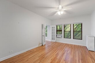 1521 N Bell Ave, Unit 3 in Chicago, IL - Building Photo - Building Photo