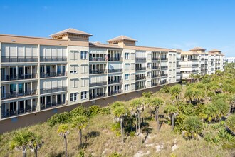 THE MERIDIAN, A CONDOMINIUM PH I in Cocoa Beach, FL - Foto de edificio - Building Photo