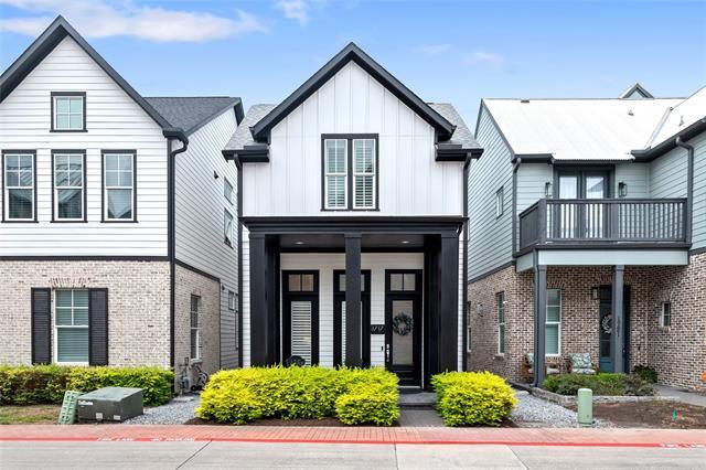 property at 1717 Wofford Ln