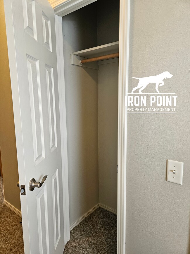 2008 E White Oak Ct in Nampa, ID - Building Photo - Building Photo