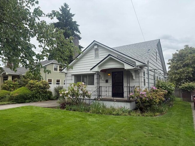 property at 6426 SE 19th Ave