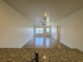 1206 Lehmann Dr-Unit -Unit B in Copperas Cove, TX - Building Photo - Building Photo