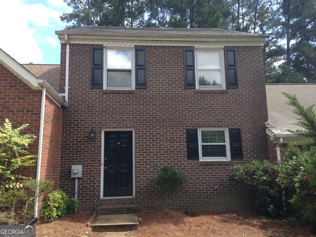 property at 155 Williamsburg Way