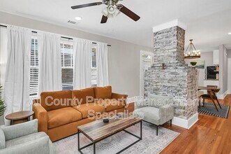 1035 Kinard Ct in Columbia, SC - Building Photo - Building Photo