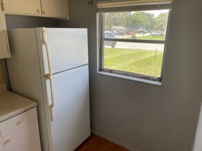 4132 Shoreline Dr in New Port Richey, FL - Building Photo - Building Photo