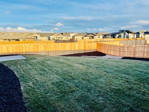 4756-4758 SW Zenith Ave in Redmond, OR - Foto de edificio - Building Photo