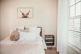 1306 N 31st St in Rogers, AR - Building Photo