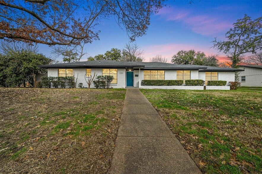 12412 Veronica Rd, Unit 1 in Farmers Branch, TX - Building Photo