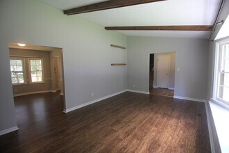 1009 SE Antietam Rd in Huntsville, AL - Building Photo - Building Photo