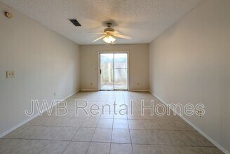 5218 Glen Alan Ct S in Jacksonville, FL - Building Photo - Building Photo