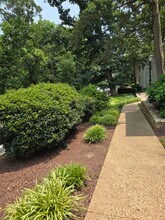 808 S Arlington Ml in Arlington, VA - Foto de edificio - Building Photo