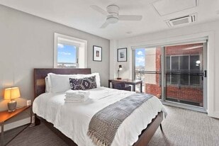 Netherland & Monarch in Kansas City, MO - Building Photo