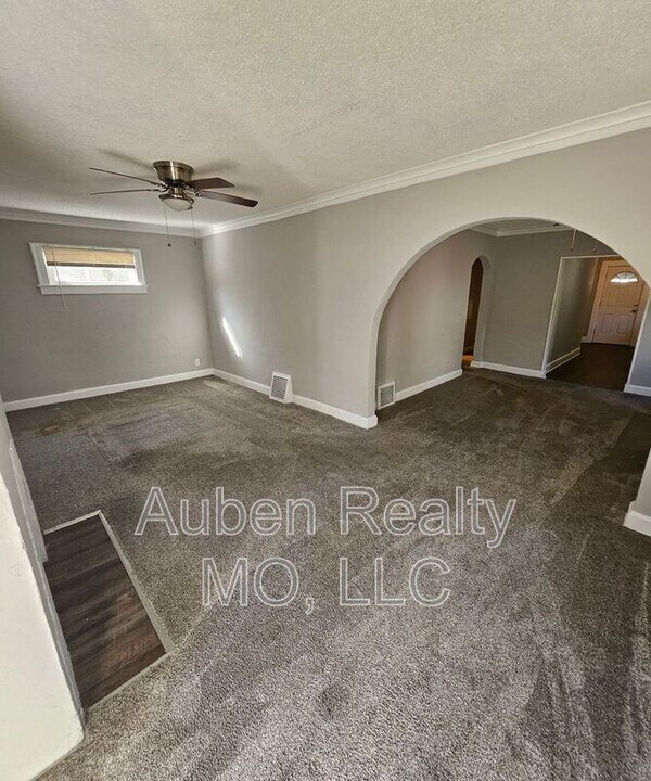 1158 E 75th Terrace in Kansas City, MO - Building Photo