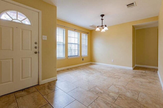 211 Rim Rock Dr in Leander, TX - Building Photo - Building Photo