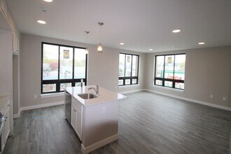 629 Washington St in Whitman, MA - Building Photo - Building Photo