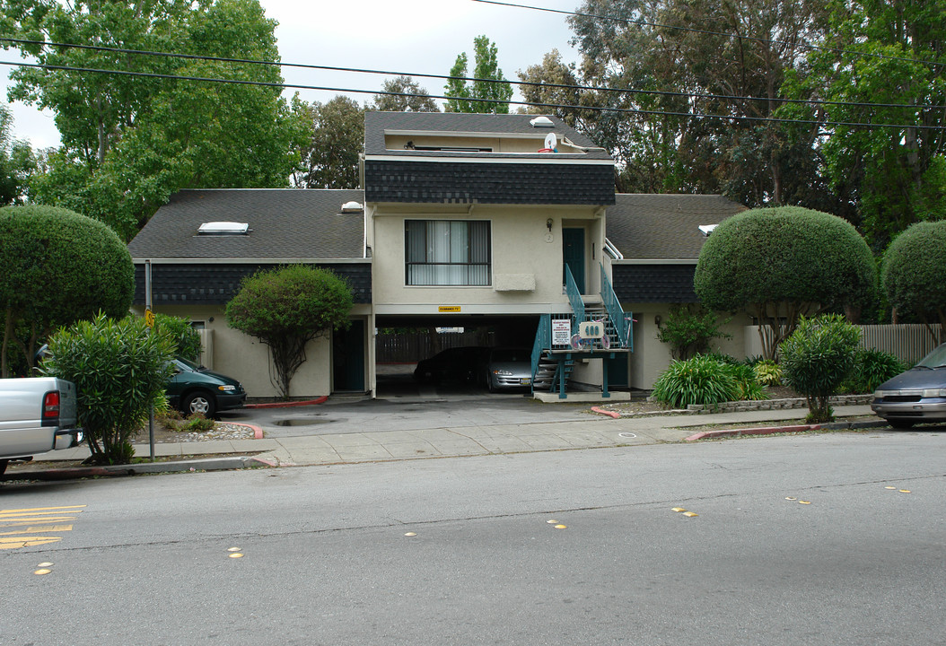 400 E Poplar Ave in San Mateo, CA - Foto de edificio