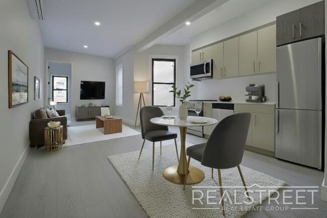 Brand New 1 Bed w Full Kitchen Amenities i