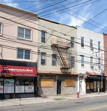 409 Palisade Ave in Jersey City, NJ - Foto de edificio - Building Photo