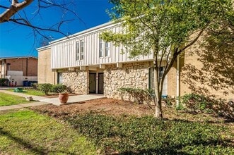 4021 Cole Ave in Dallas, TX - Building Photo - Building Photo