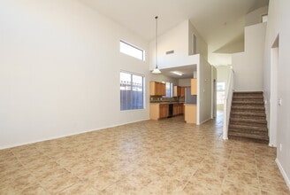 11368 W Locust Ln in Avondale, AZ - Building Photo - Building Photo