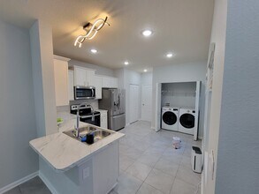 7635 Legacy Trl in Jacksonville, FL - Building Photo - Building Photo