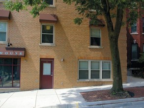 Laurel Commons in Madison, WI - Foto de edificio - Building Photo