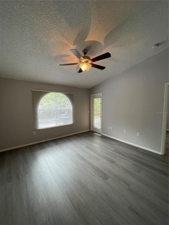 5295 Images Cir in Kissimmee, FL - Building Photo - Building Photo